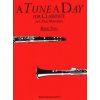 A tune a day clarinet book 2 (Methode+Airs 1/2 cl)...